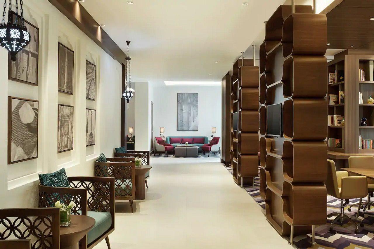 فندق هامبتون باي هيلتون مطار 3*